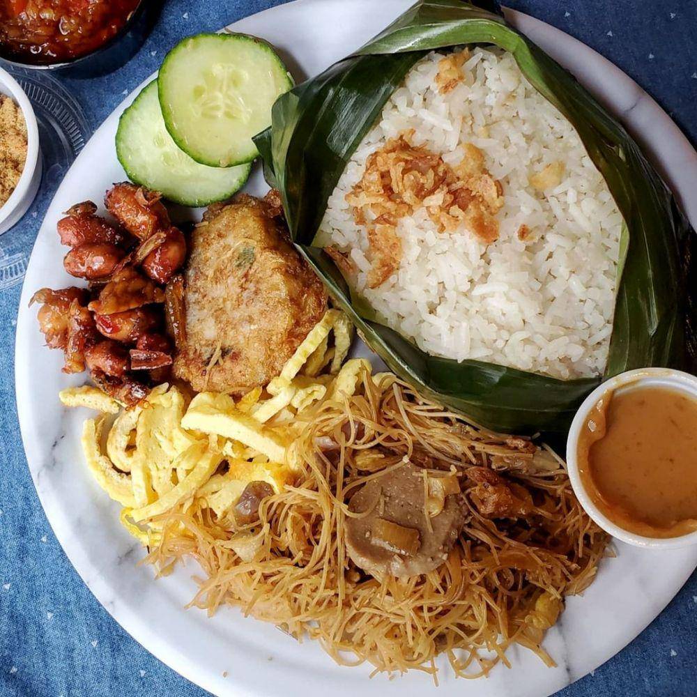 Nasi uduk (instagram.com/flymchow)