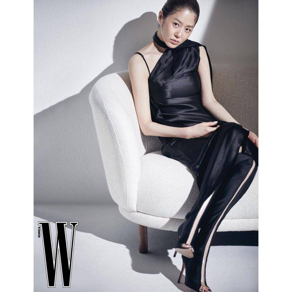 Go Hyun Jung (instagram.com/iokcompany)