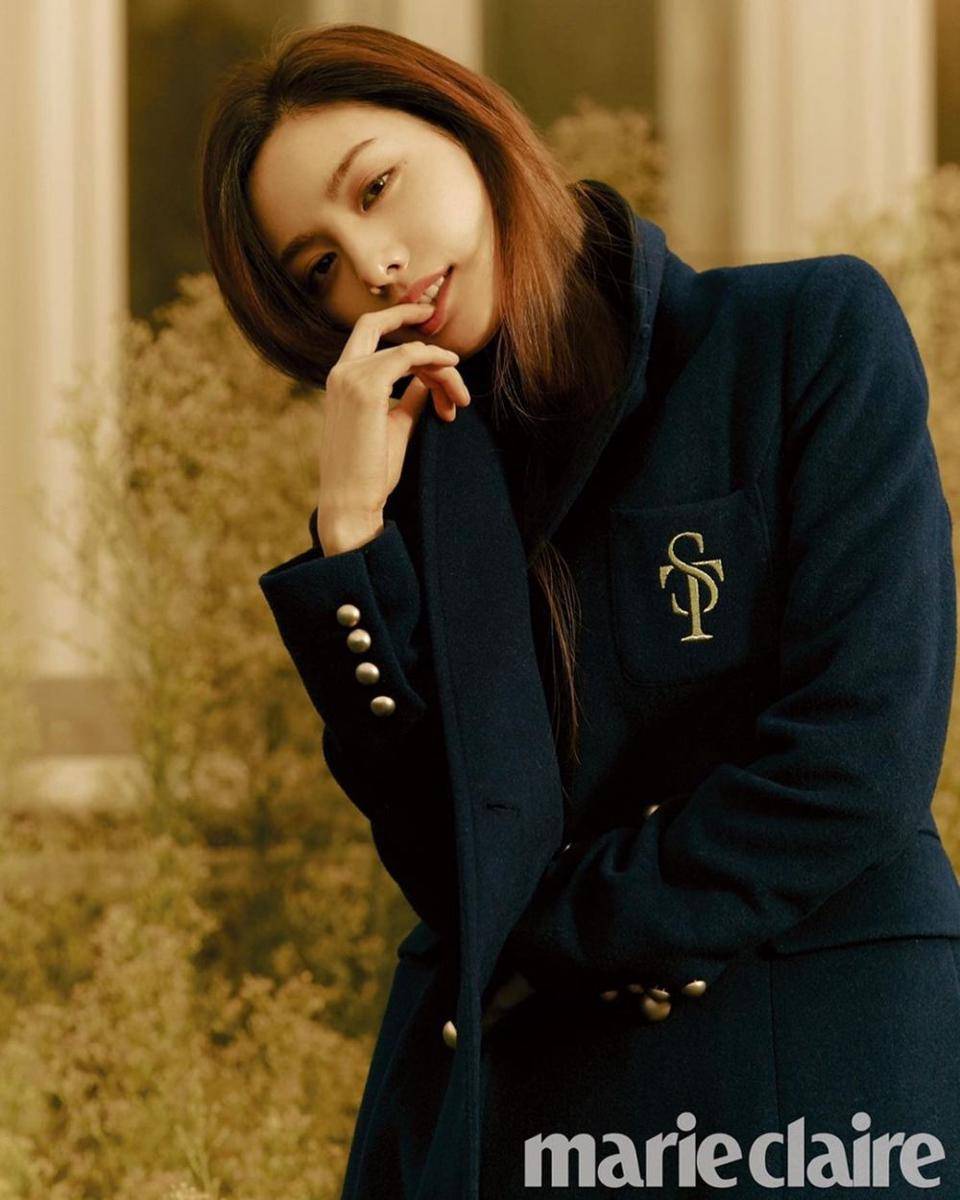 Nana (instagram.com/jin_a_nana)