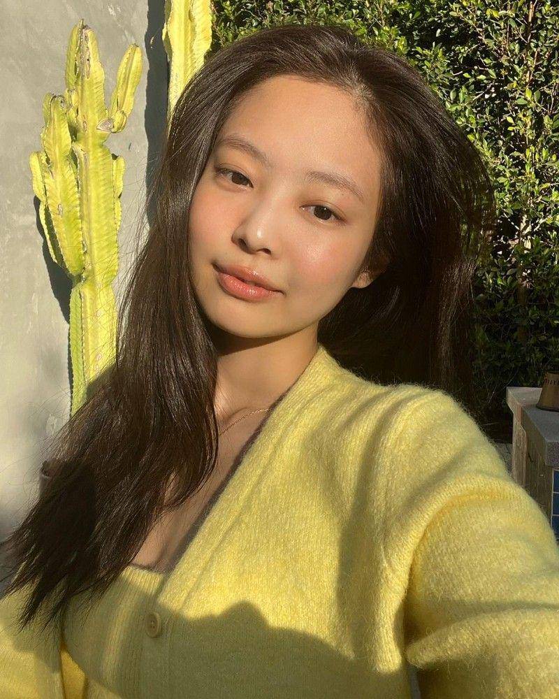 Jennie BLACKPINK(instagram.com/jennierubyjane)