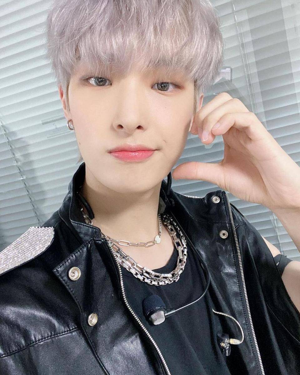Mingi ATEEZ (instagram.com/ateez_official_)