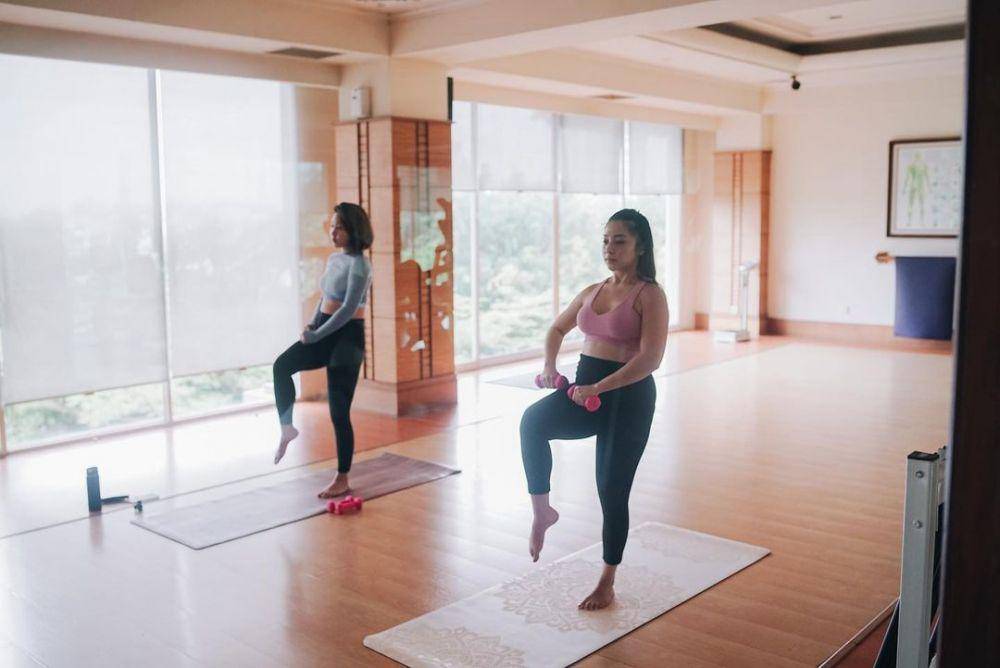potret Nikita Willy prenatal pilates (instagram.com/jamilatus.sadiyah)