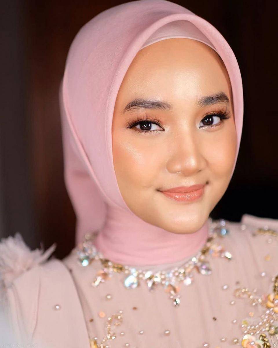 Wisuda Fatin Shidqia Lubis (instagram.com/cantikawannadewi)