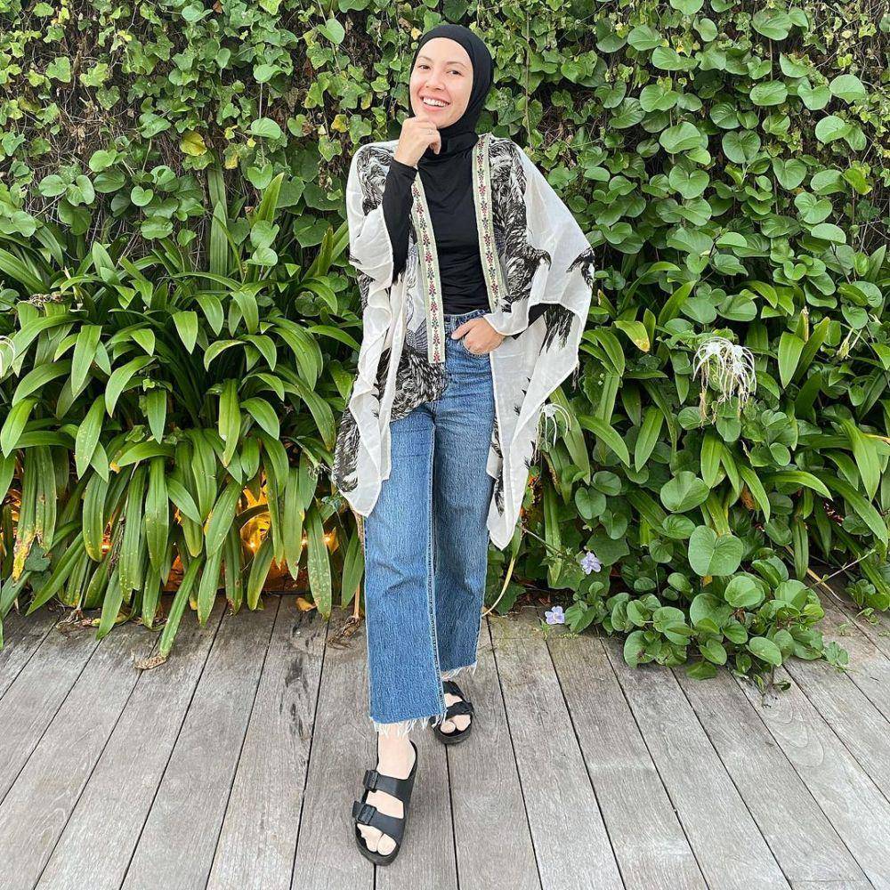 Ratna Galih (instagram.com/ratnagalih)