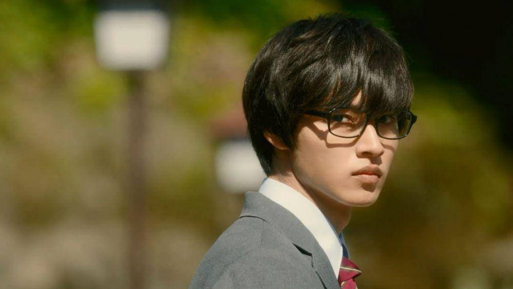 5 Film dan Serial Terbaik yang Dibintangi oleh Kento Yamazaki