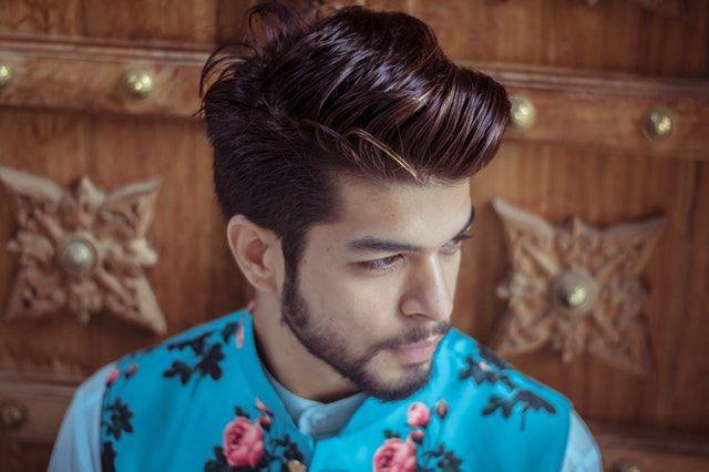 5 Tips Pakai Hair Oil untuk Rambut Cowok yang Lebat, Kece Maksimal!