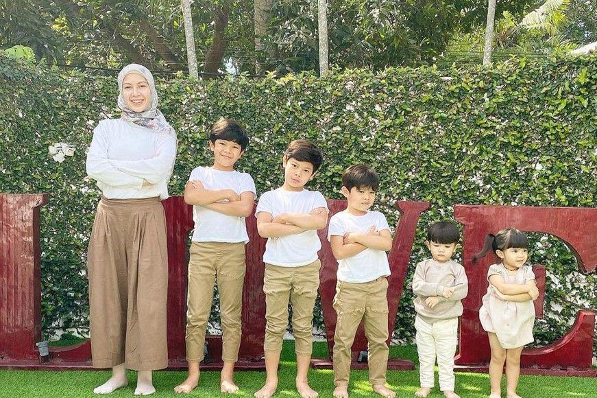 Potret 9 Artis yang Dikaruniai 5 Anak, Rumah Tangga Harmonis!