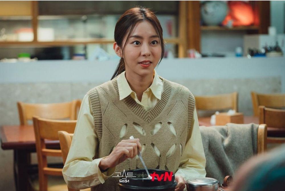 Uee (dok.tvN/Ghost Doctor)