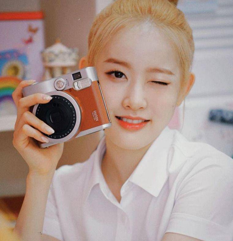 Sieun STAYC (instagram.com/stayc_highup)