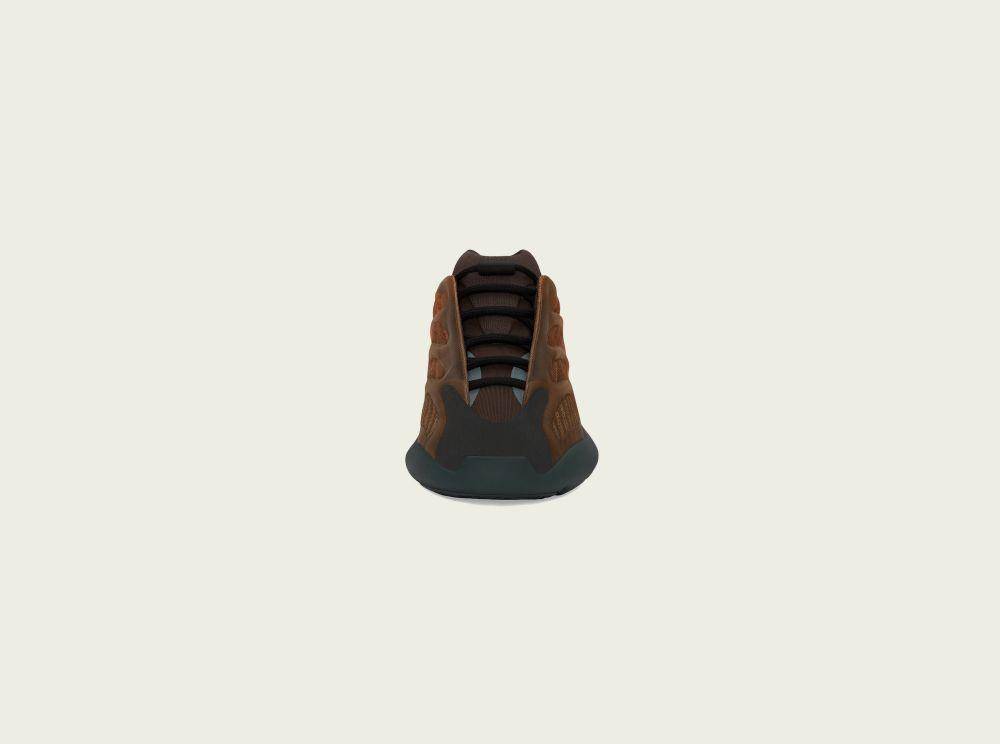 Yeezy 700 V3 "Copper Fade" (Dok. Adidas)