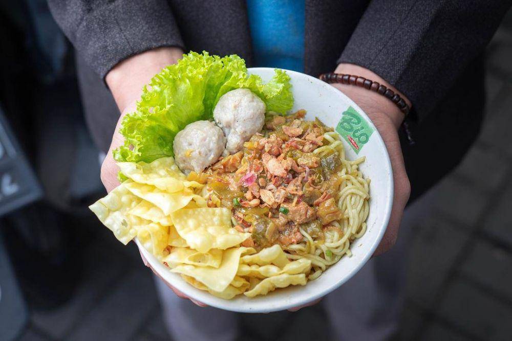 pangsit mie dempo (instagram.com/kuliner.malang)