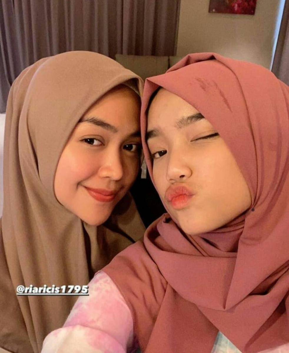 Fuji dan Ria Ricis (instagram.com/fuji_an14)