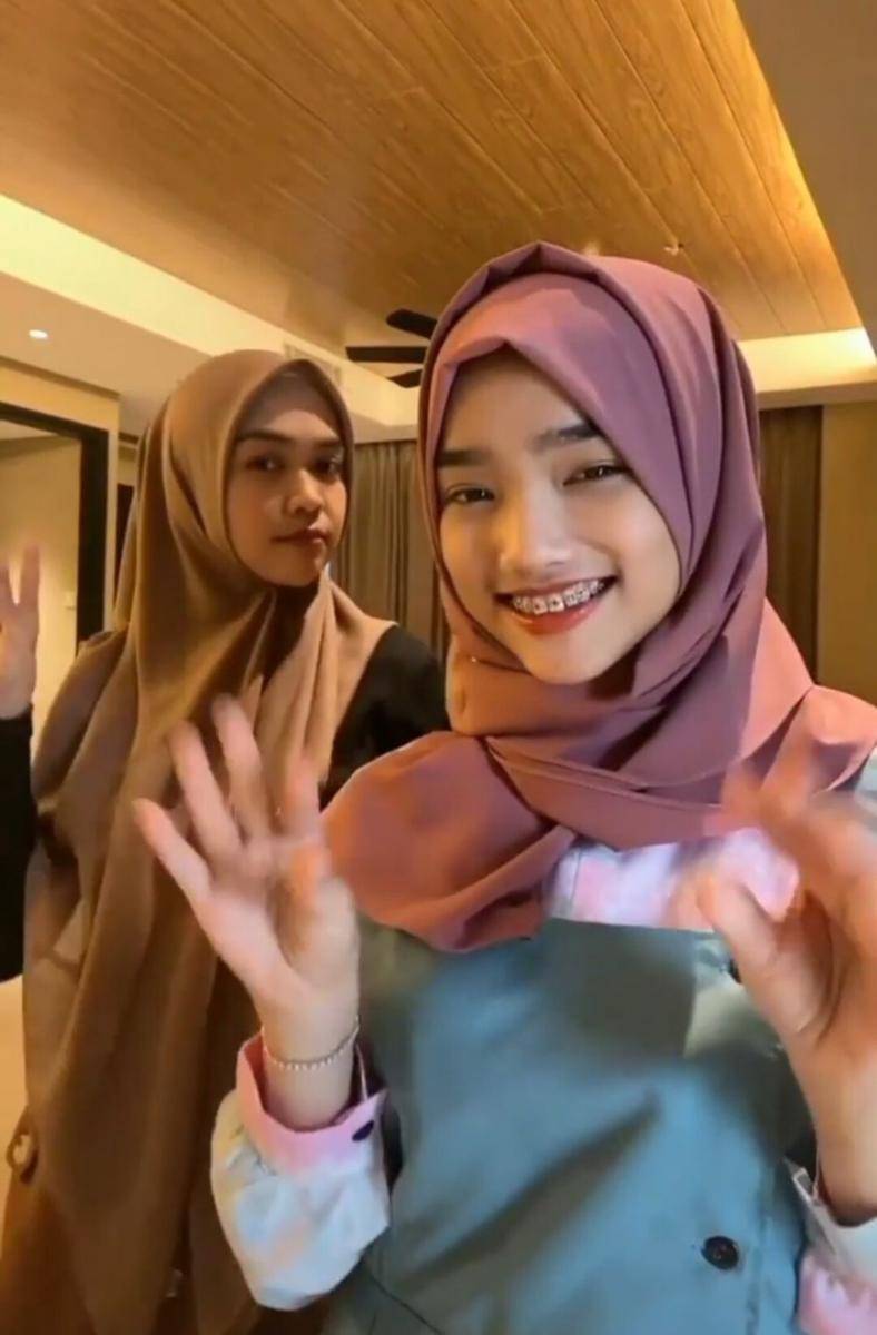 Fuji dan Ria Ricis (instagram.com/ricistr1309)