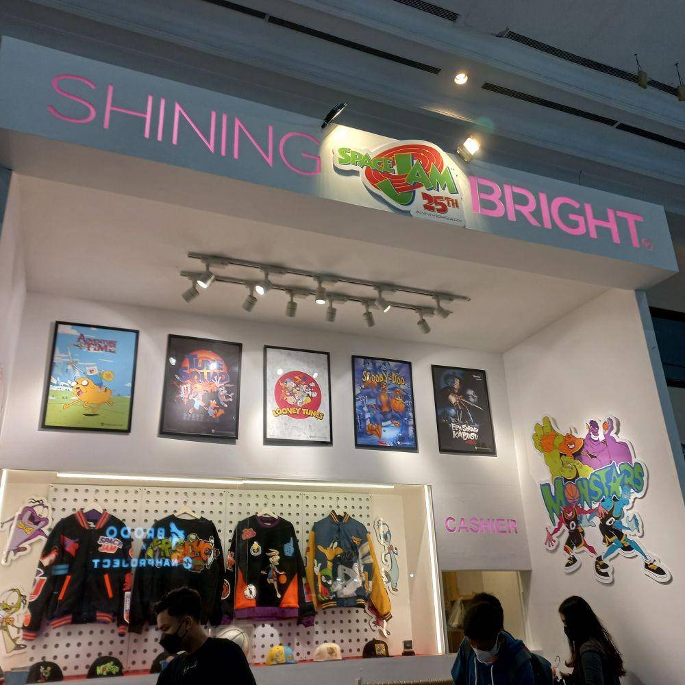 Shining Bright (IDN Times/Zefanya Alviano)