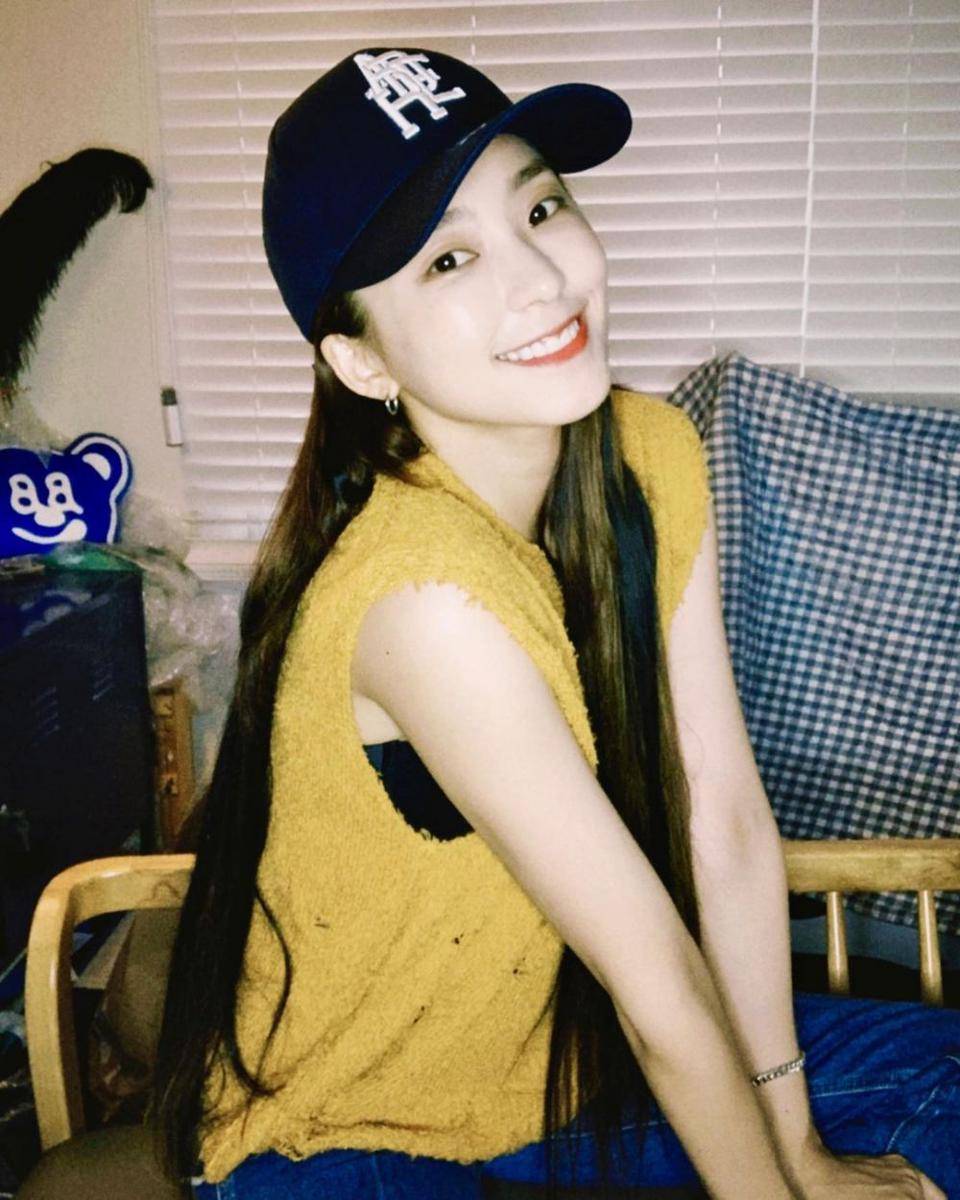 Yoon Bo Ra (instagram.com/borabora_sugar)