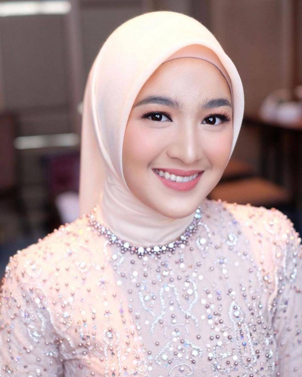Cut Syifa (instagram.com/cutsyifaa)