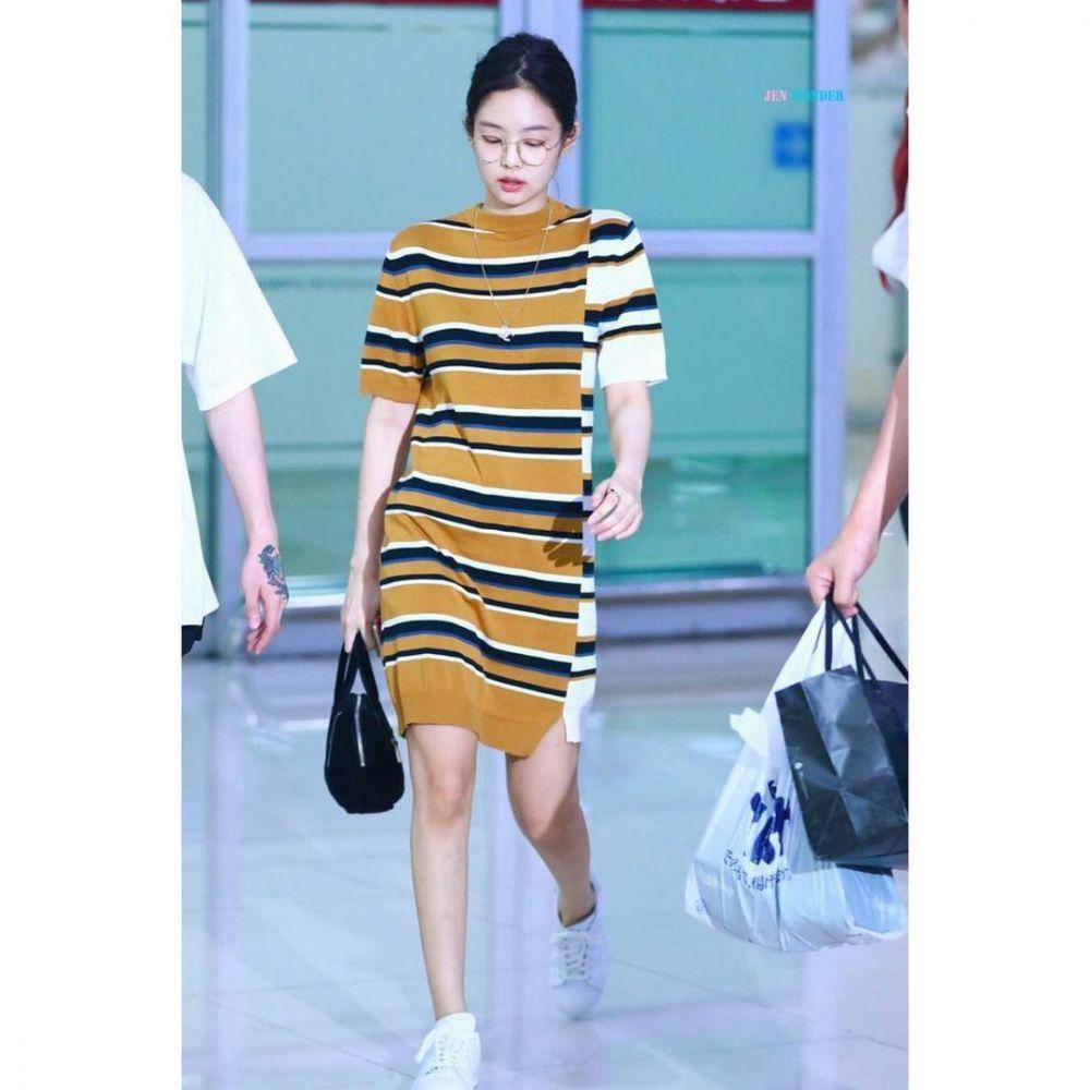 outfit earth tone member BLACKPINK (instagram.com/blackpinkfashionupdate)