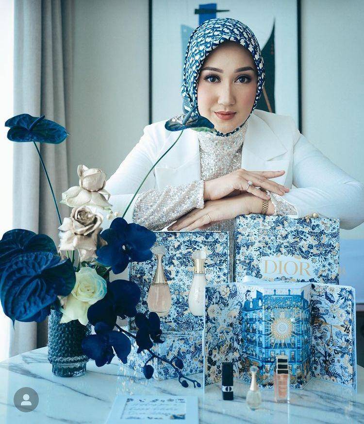 Seleb dior (Instagram.com/dianpelangi)