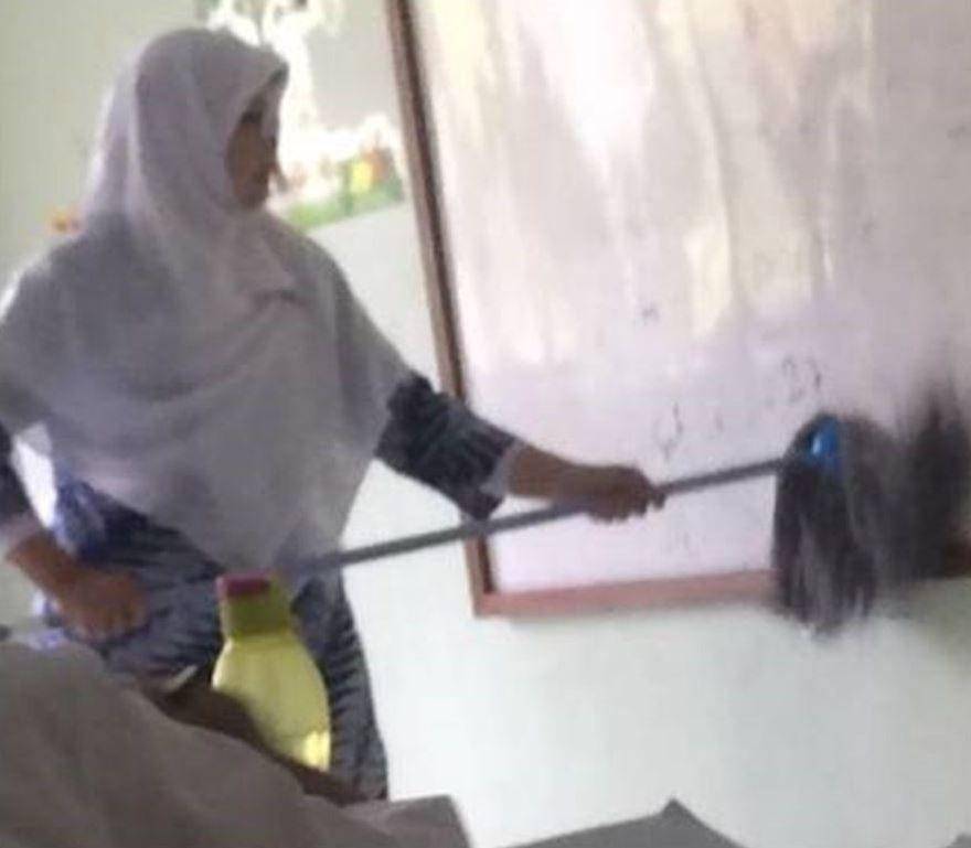 emak gak kehabisan akal (instagram.com/kebebasanrakyat)
