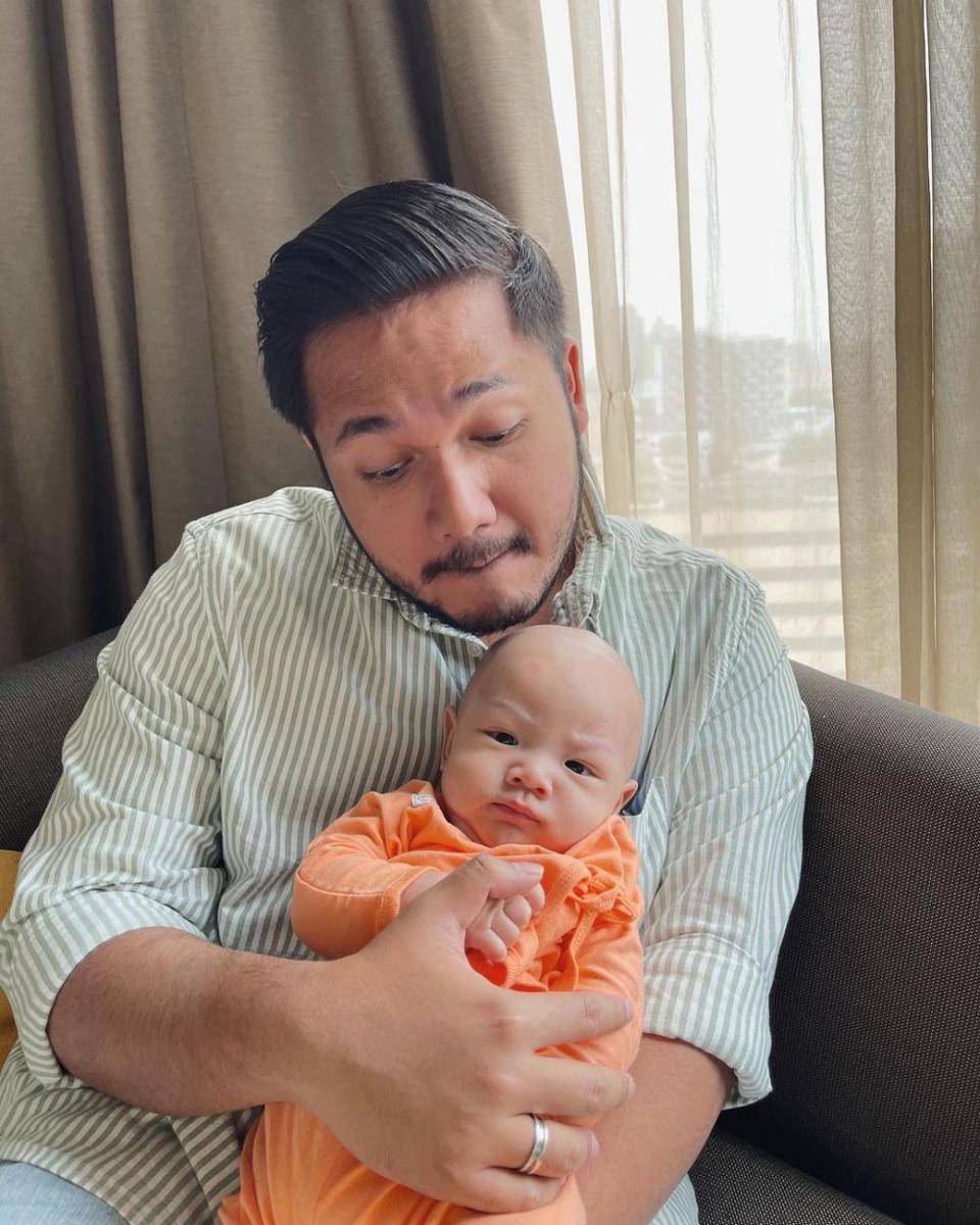Adhi Permana dan Balint (instagram.com/adhipermana_)
