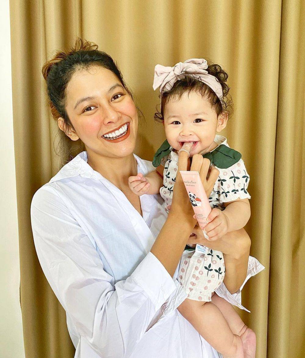 Akleema Regalo Zulaikha (instagram.com/bungajelitha66)