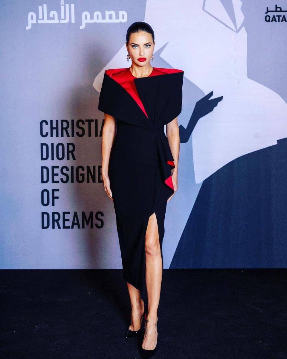 Adriana Lima (Instagram.com/adrianalima)