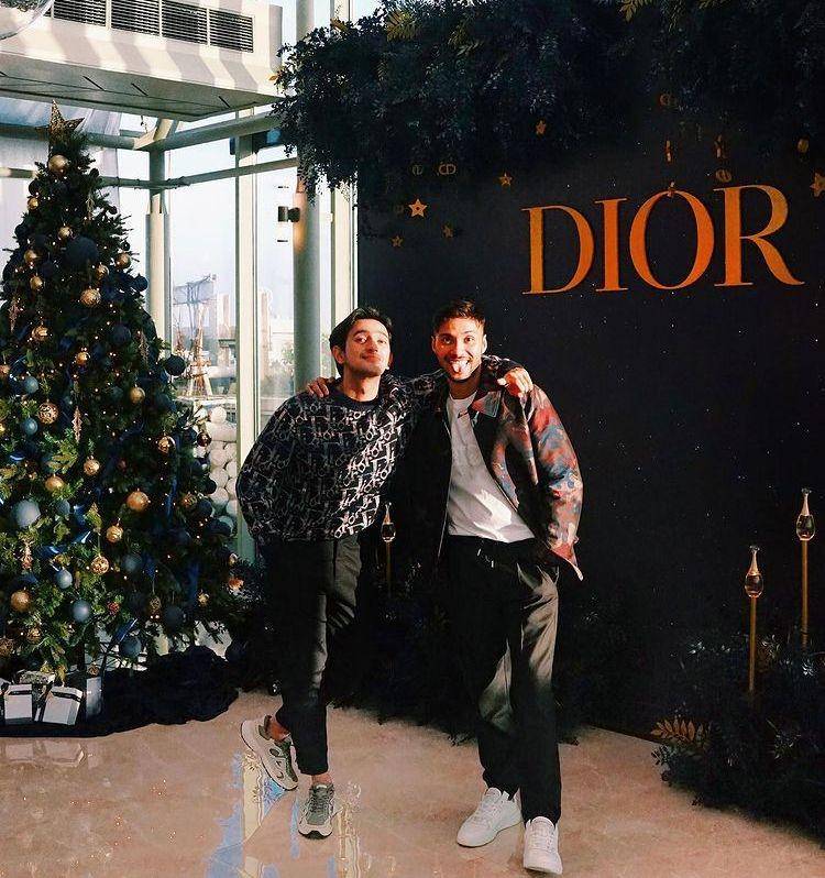 Seleb dior (Instagram.com/omardaniel_)