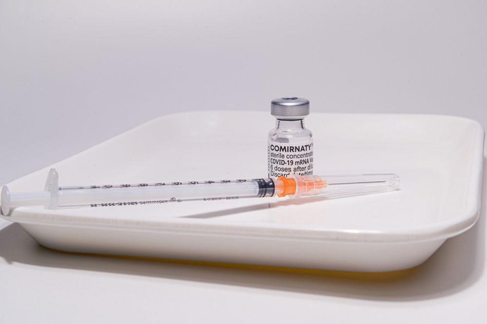 Booster Vaksin Pfizer-BioNTech Ampuh Lawan Varian Omicron