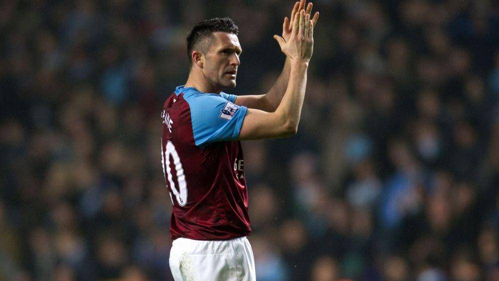 potret Robbie Keane berseragam Aston Villa (avfc.co.uk)
