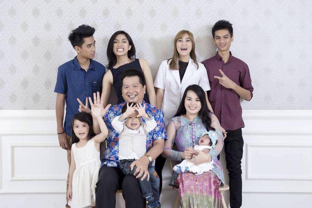 potret keluarga Mirabeth Sonia (instagram.com/mirabethsonia/)