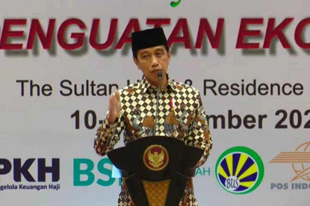 Presiden Jokowi di acara Kongres Ekonomi Umat II MUI Tahun 2021 pada Jumat (10/12/2021). (youtube.com/Official TVMUI)
