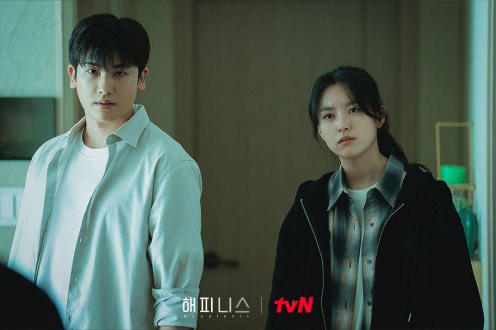 Park Hyung Sik dan Han Hyo Joo di drama Happiness (instagram.com/tvn_drama)
