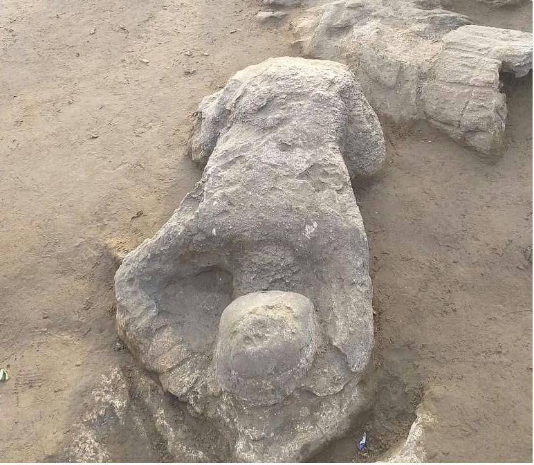 Patung malin kundang di Pantai Air Manis (instagram.com/vera_husni)