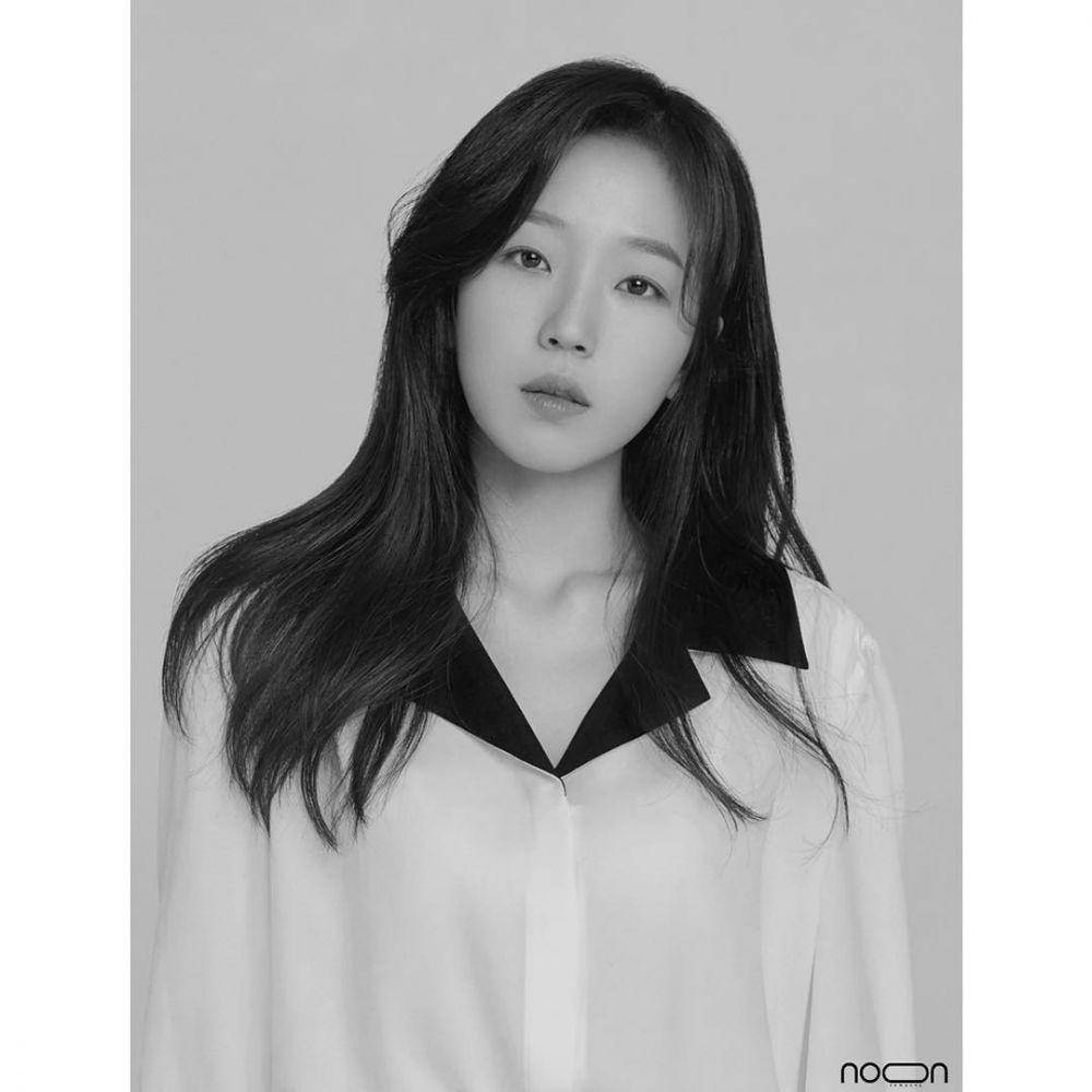Cho Soo Hyang (instagram.com/noon_company)