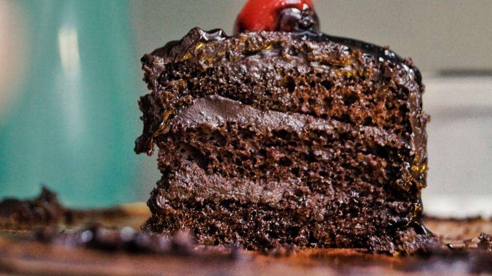 ilustrasi chocolate cake muddy buddy (unsplash.com/Ayesha Firdaus)