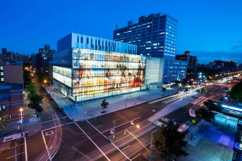 desain rumah sakit unik (nytimes.com)