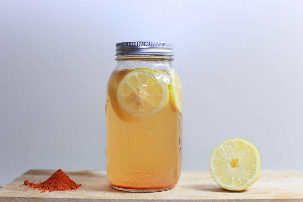 ilustrasi lemon cooler (unsplash.com/Milo McDowell)