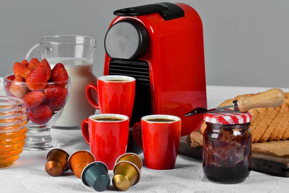 ilustrasi coffee maker (pexels.com/Karine Monteiro)