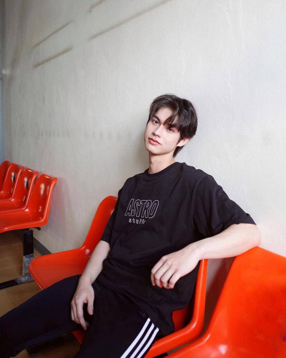 Bright Vachirawit (instagram.com/bbrightvc)