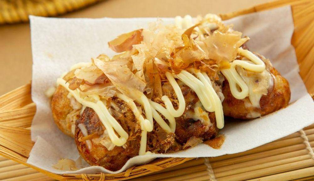ilustrasi kudapan takoyaki (instagram.com/ngondeli.hn)
