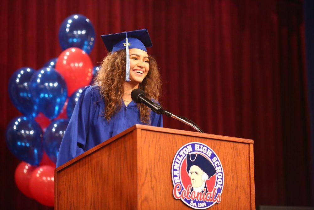 Zendaya di serial K.C Undercover (dok. Disney Channel/K.C Undercover)