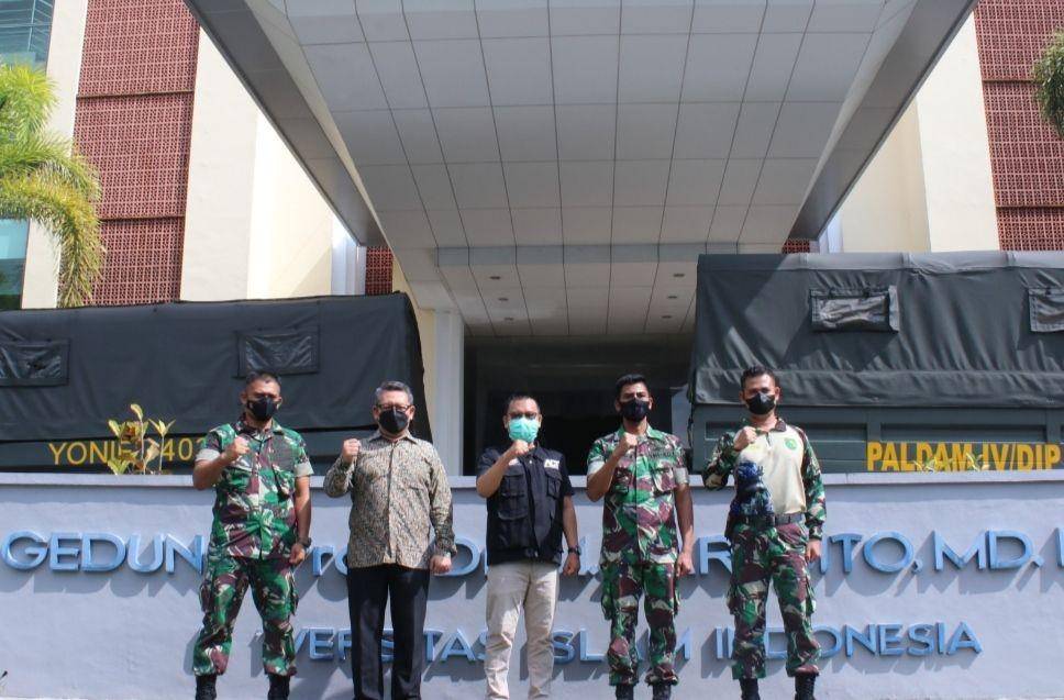 UII kirimkan bantuan logistik untuk warga terdampak bencana Gunung Semeru. Dok: Istimewa