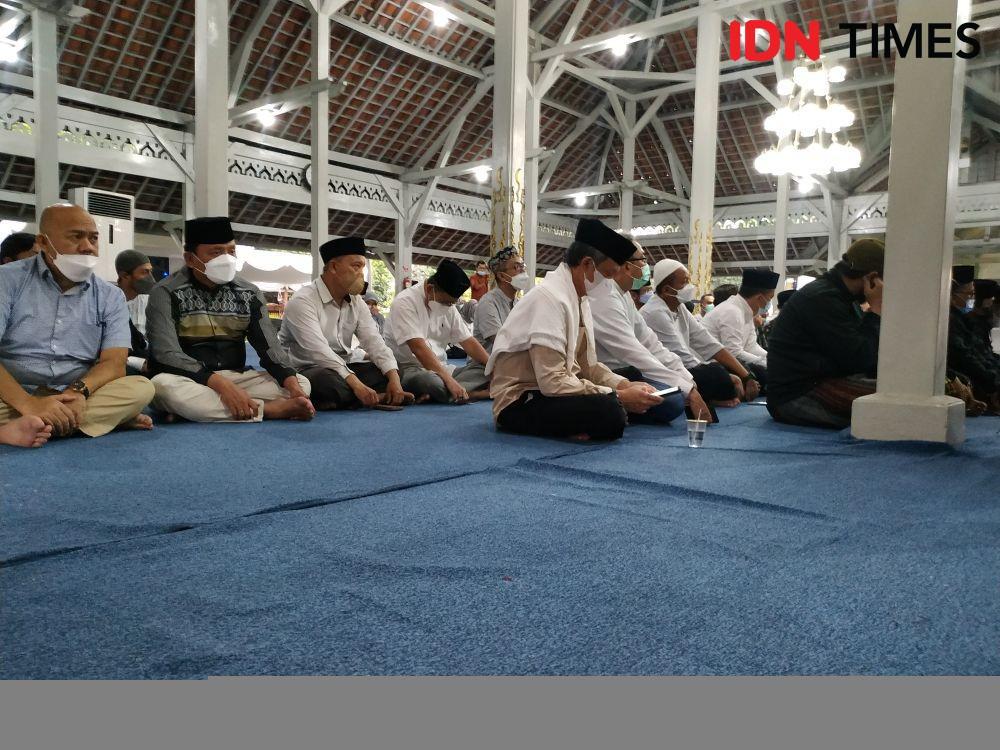 ASN Kota Bandung doa bersama untuk Oded M. Danial (IDN Times-Azzis Zulkhairil)
