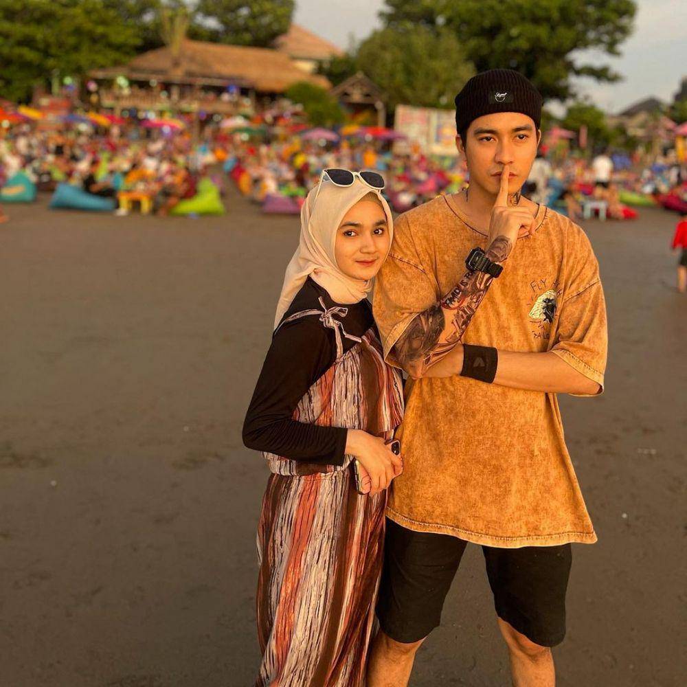 potret kemesraan Evan Marvino dan istri (instagram.com/evanmarvino)