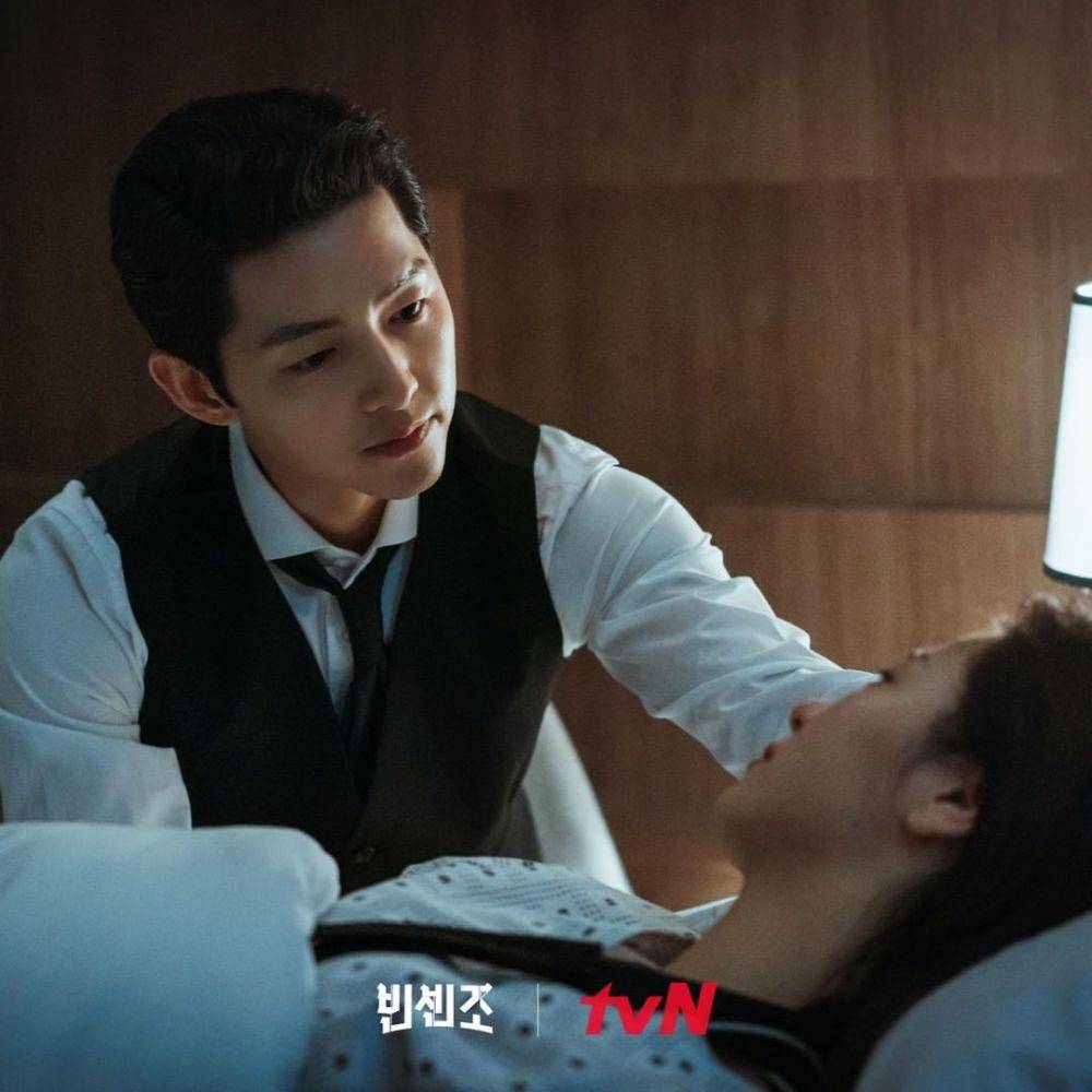 Song Joong Ki dan Jeon Yeon Bin dalam drama Vincenzo (instagram.com/tvn_drama)
