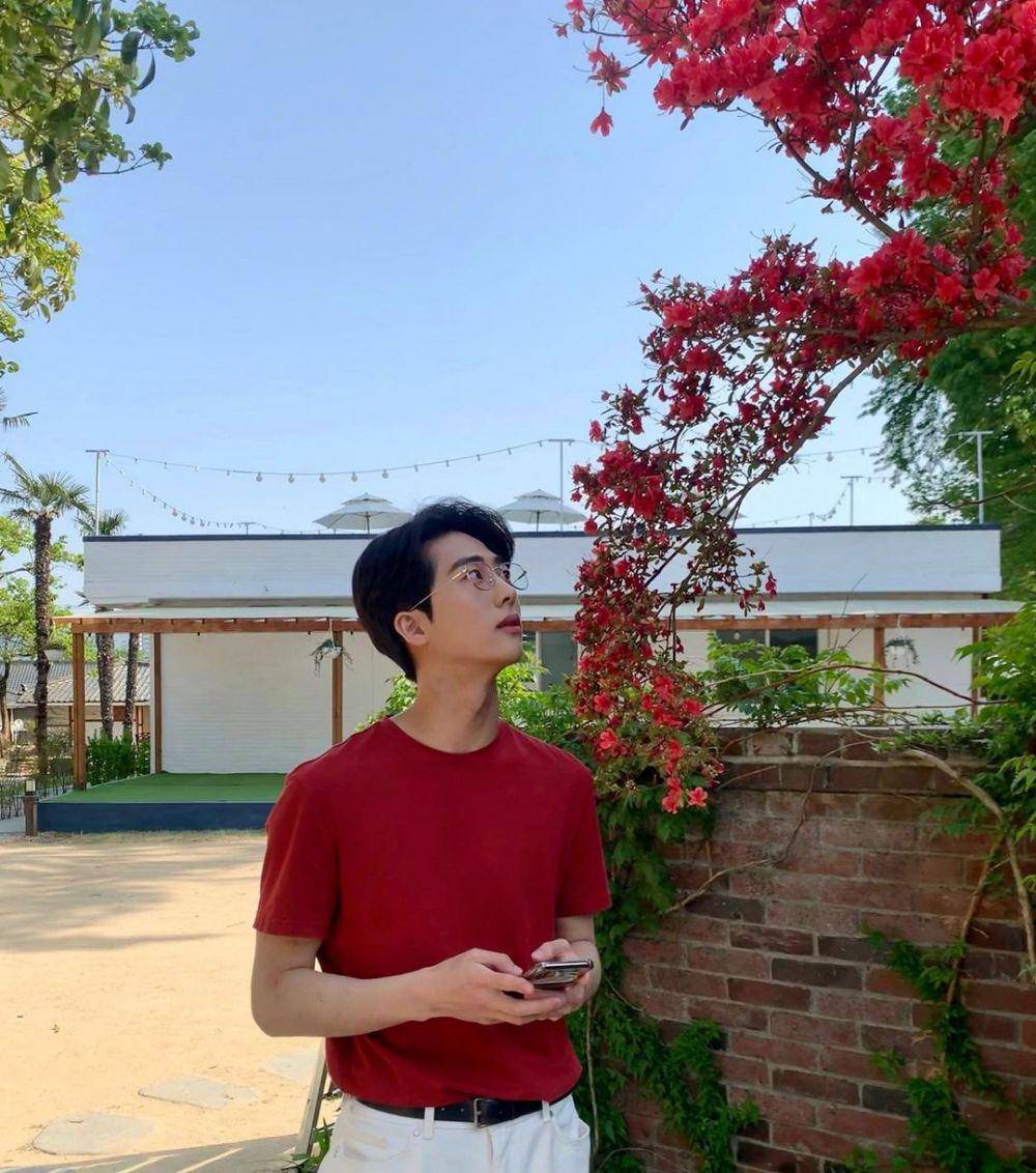 Kim Moo Joon (instagram.com/junmu_)