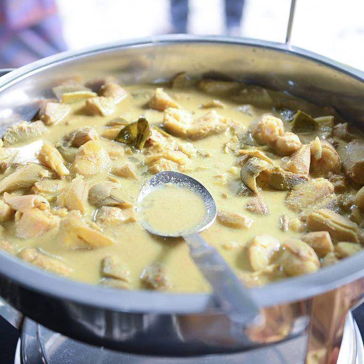 gulai pisang (instagram.com/_fit3_)