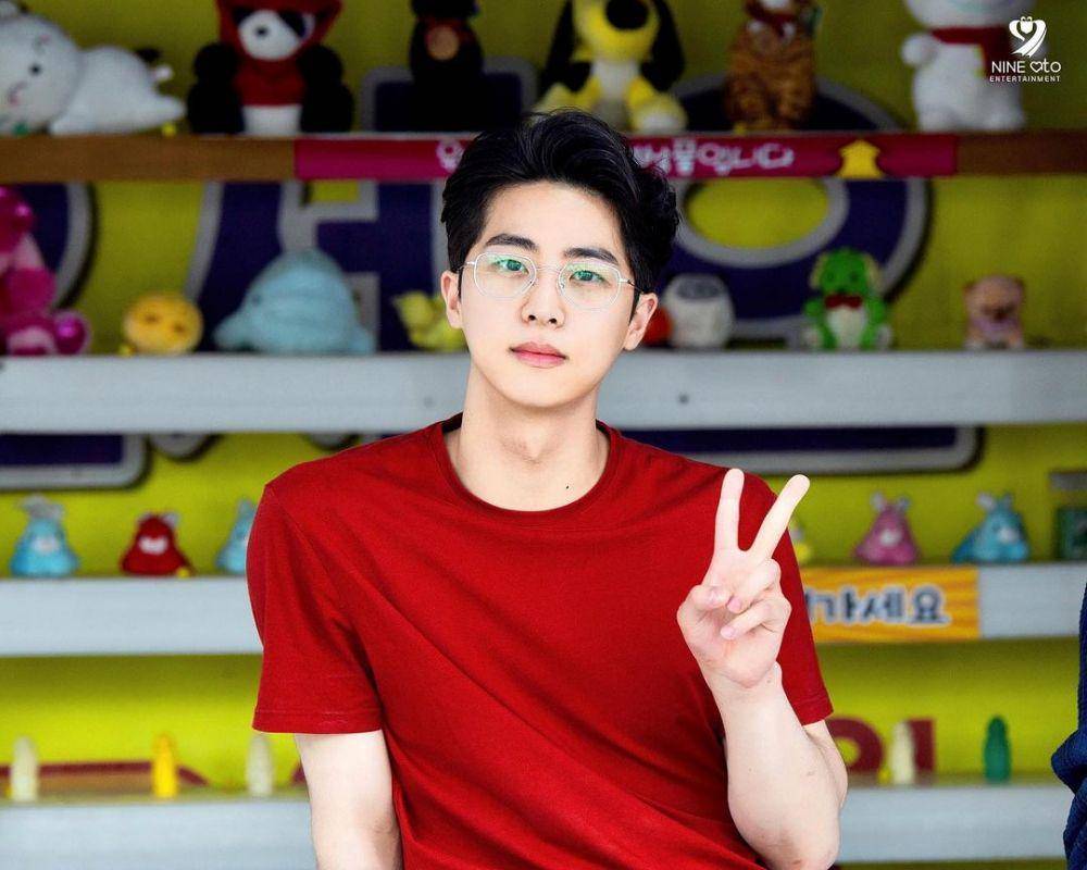 Kim Moo Joon (instagram.com/9ato_ent)