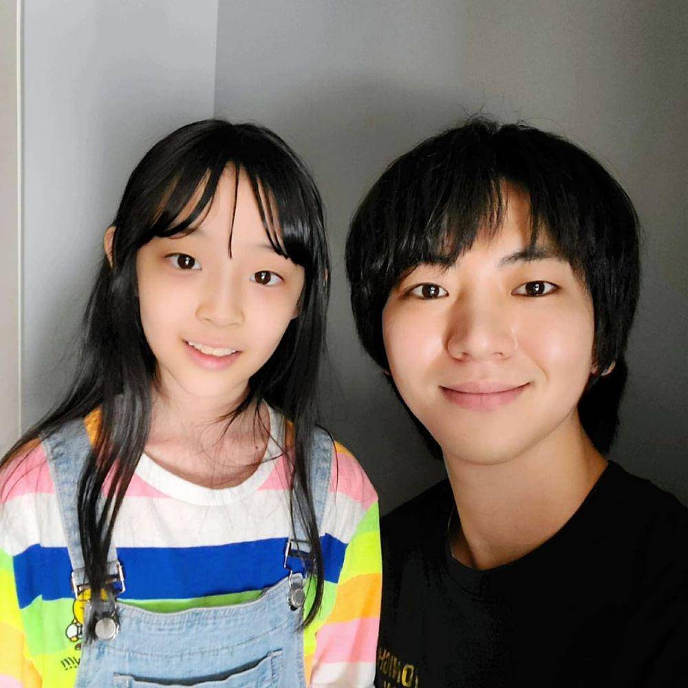 pemeran Andrew, Lee Joo Seung, di Happiness bersama penghuni Seyang (instagram.com/kakatora)