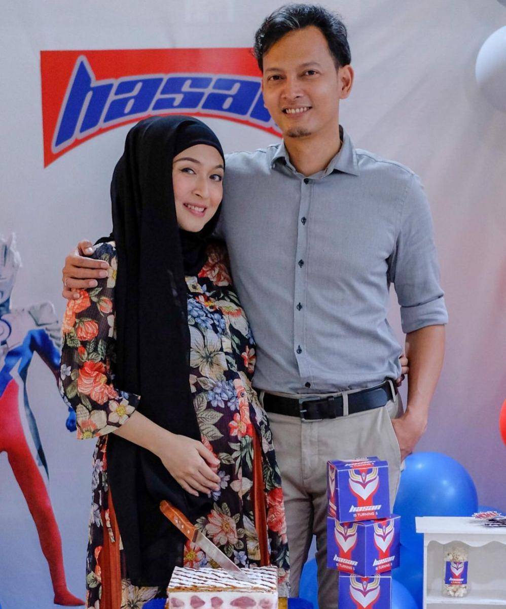 potret Fedi Nuril dan Istri (instagram.com/calystavannyws)